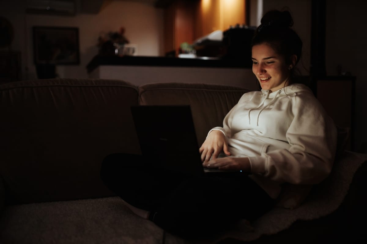 Pluie, neige, séries : Comment passer un hiver confortable ?