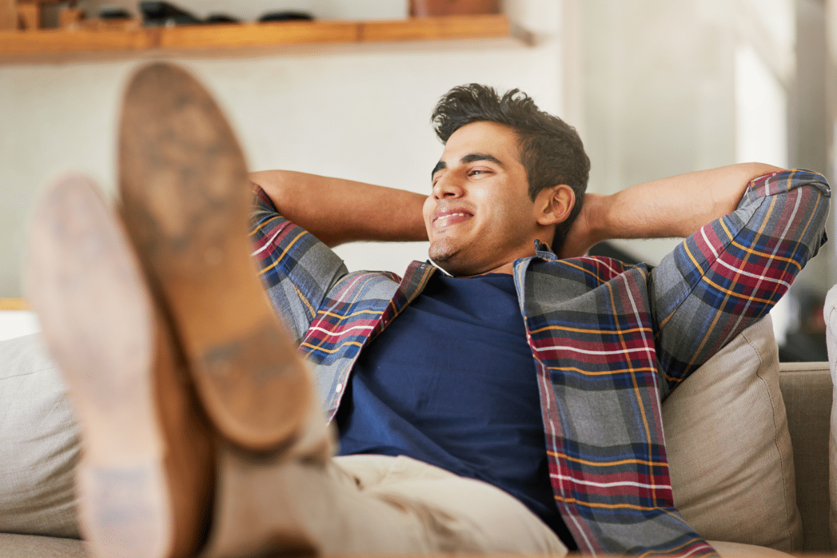 Comment créer un espace de visionnage confortable chez soi ?