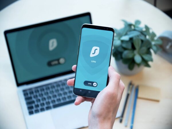 Transformez votre maison avec ces 5 produits high-tech pour un foyer connecté ! Révolutionnez votre quotidien avec ces innovations incroyables !